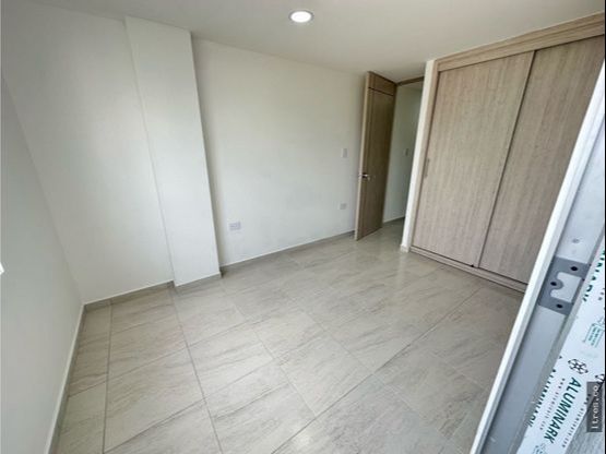 SE VENDE APARTAMENTO ORO NEGRO (15).jpg