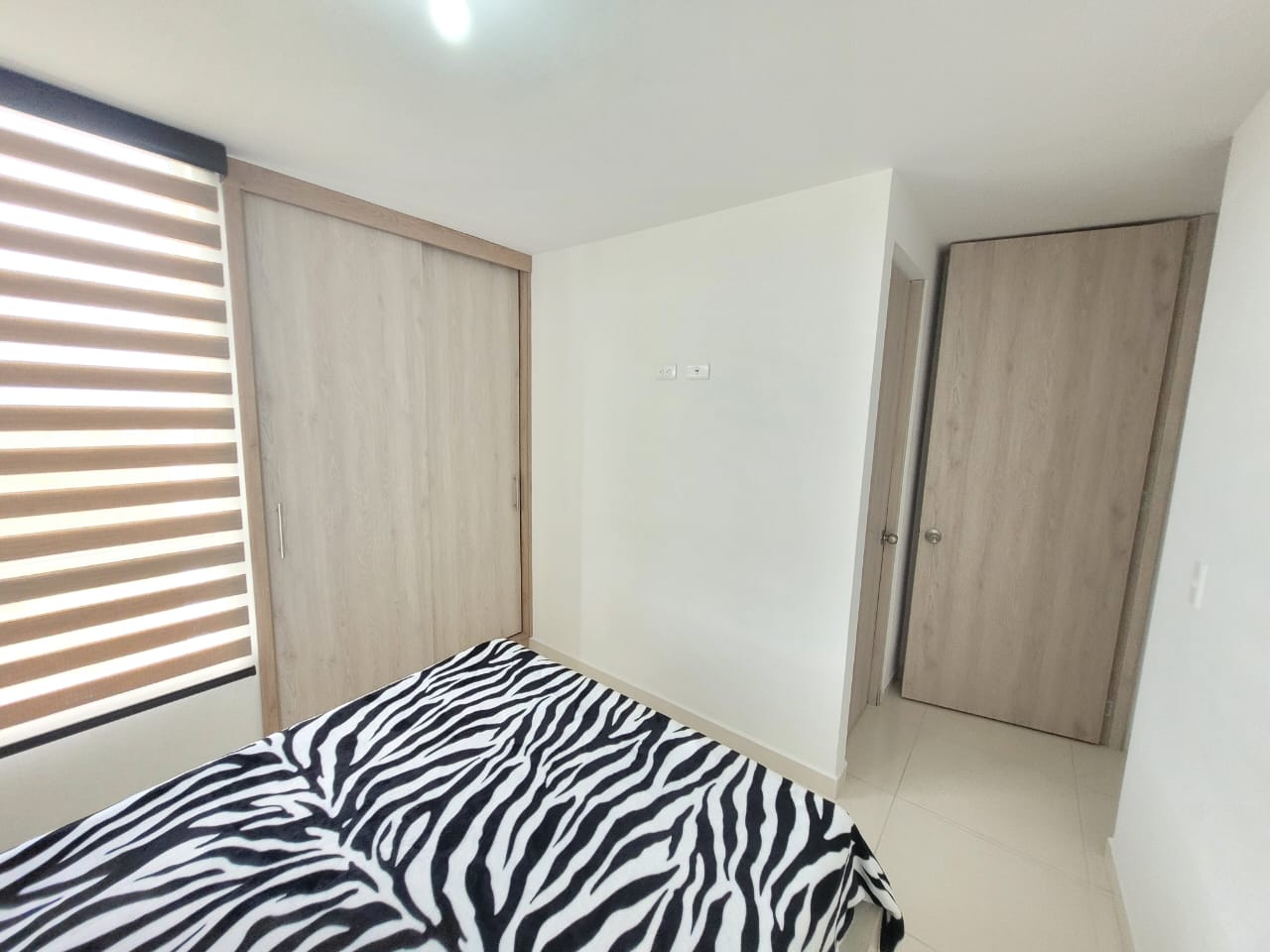SE VENDE APARTAMENTO EN LE SUR DE LA CIUDAD (5).jpg