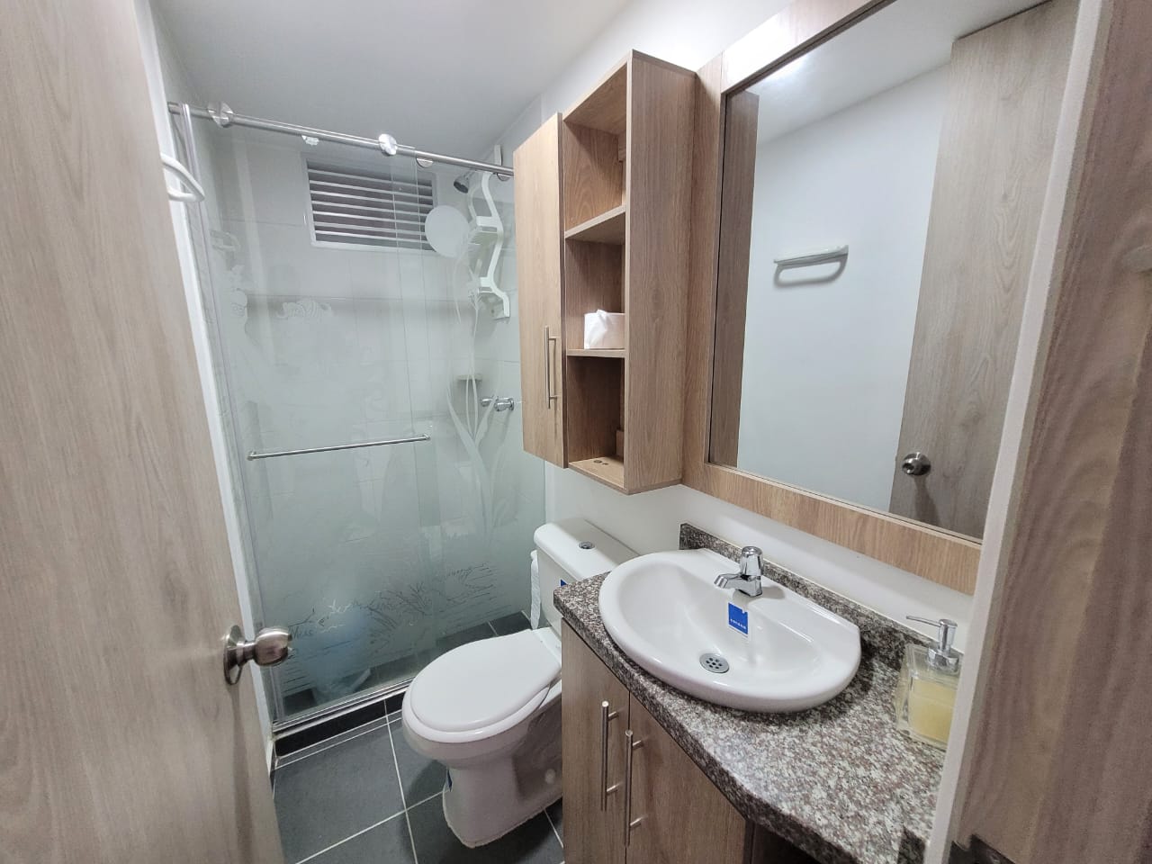 SE VENDE APARTAMENTO EN LE SUR DE LA CIUDAD (19).jpg