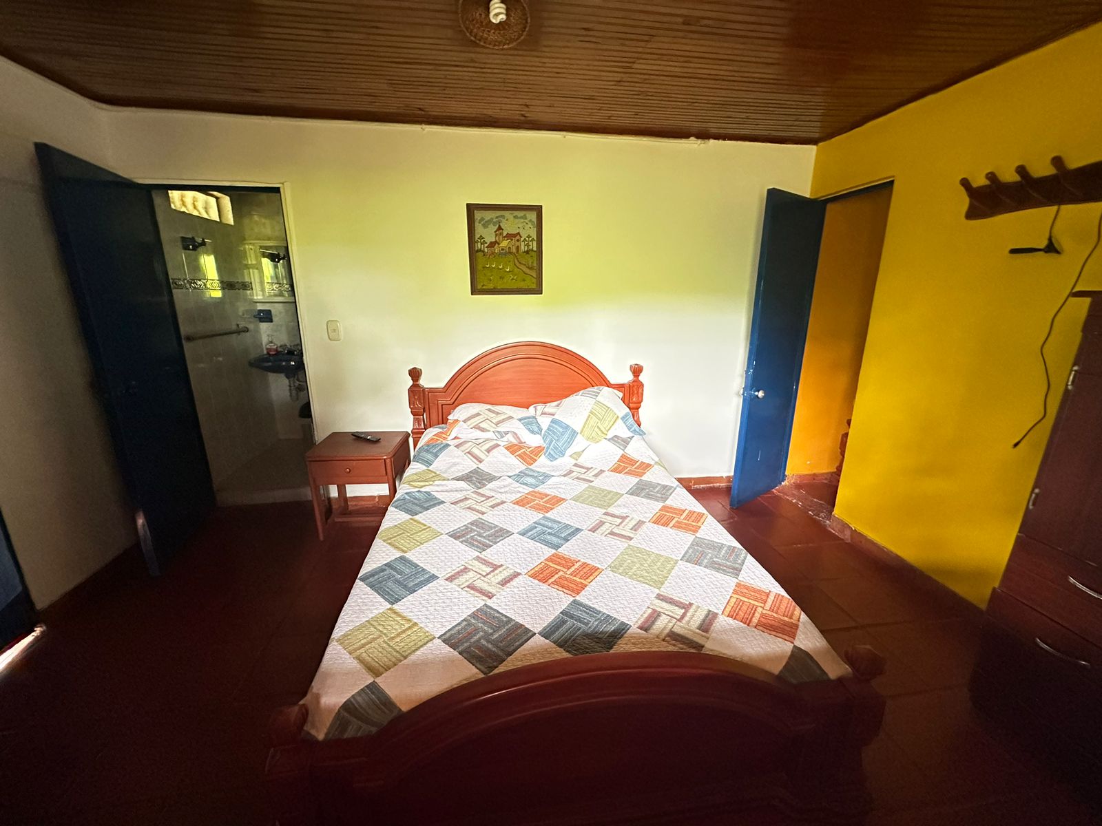 SE VENDE FINCA  EN MONTENEGRO (12).jpg