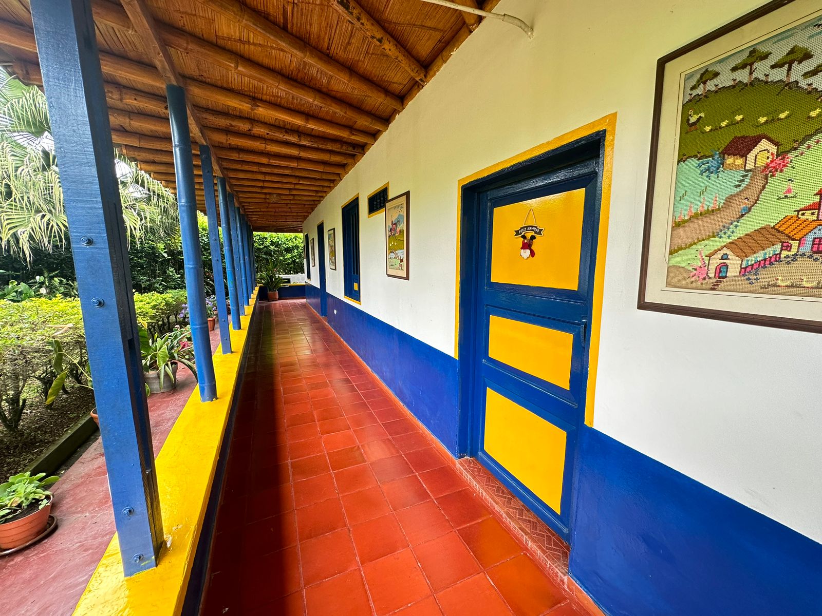 SE VENDE FINCA  EN MONTENEGRO (14).jpg