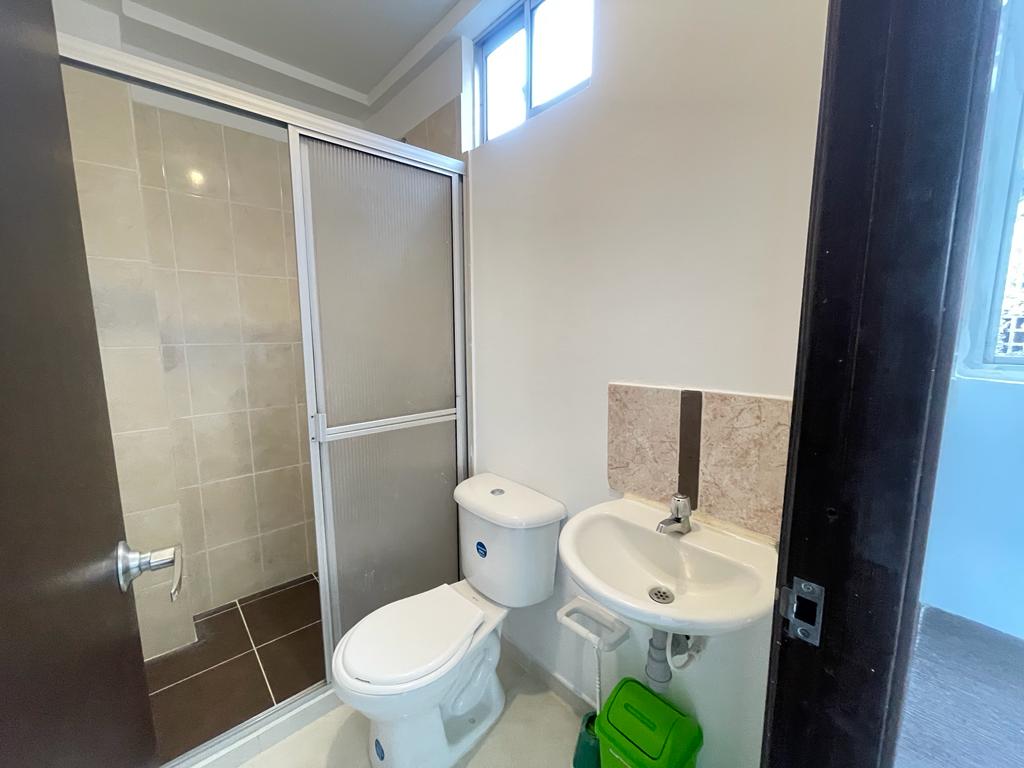 SE VENDE APTO EN BARRIO GRANADA - ARMENIA-QUINDIO (6).jpg