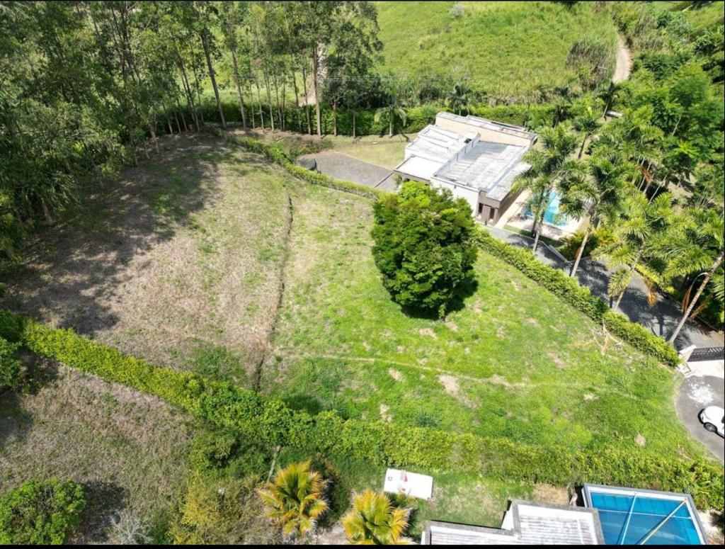 SE VENDE LOTE EN EL SECTOR DE COMBIA PEREIRA (2).jpg