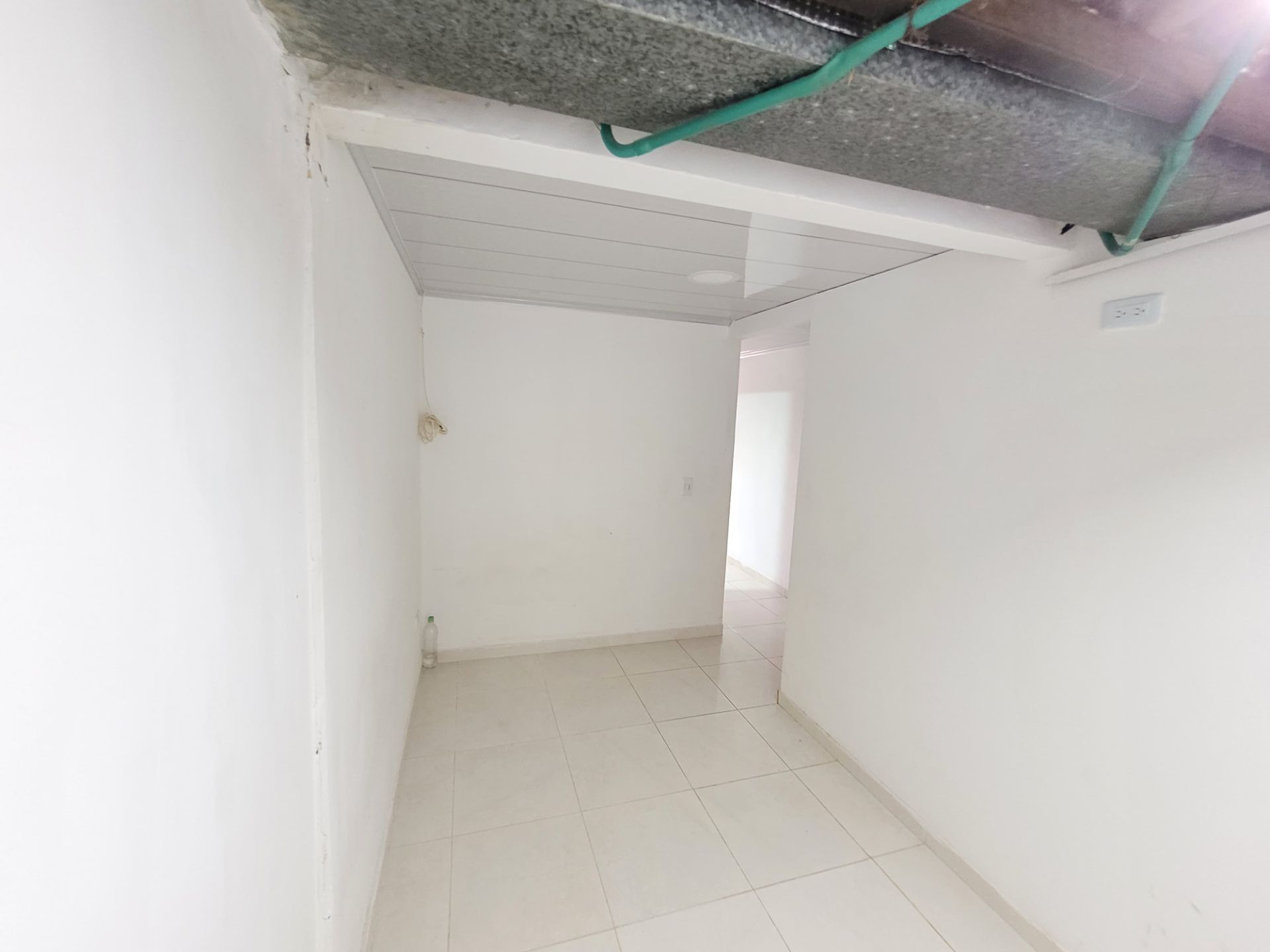 se vende casa en el sectro de la patria - armenia  (31).jpg