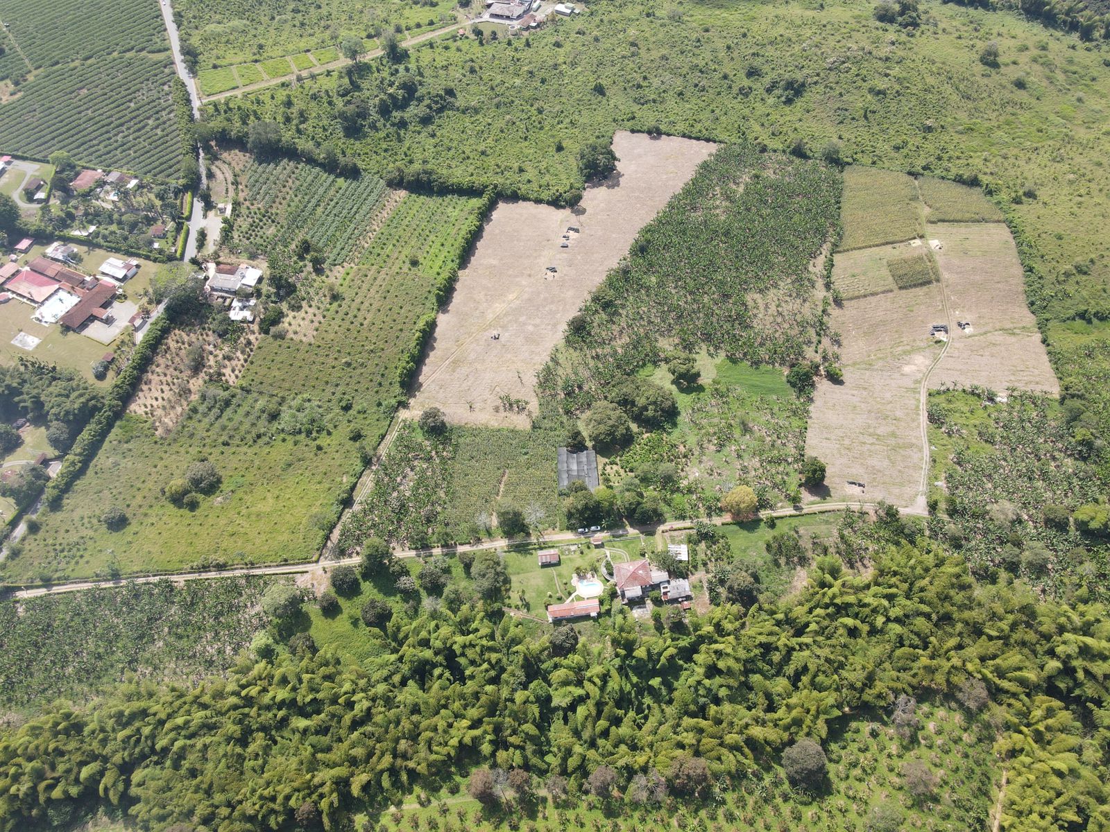 se vende finca lote tebaida- quindio (6).jpg
