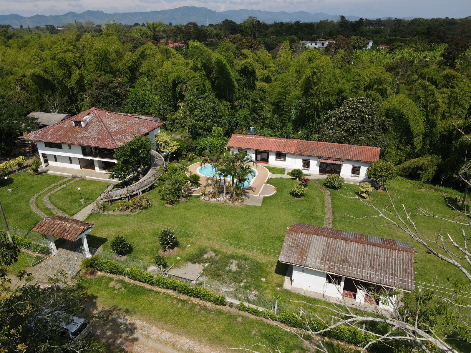 se vende finca lote tebaida- quindio (8).jpg