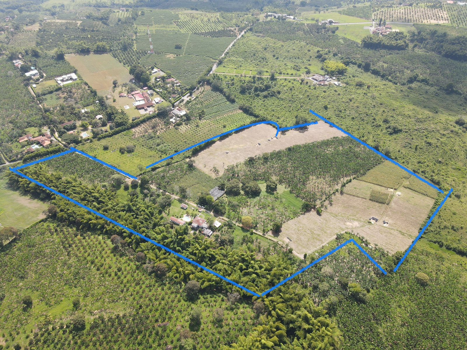 se vende finca lote tebaida- quindio (4).jpg