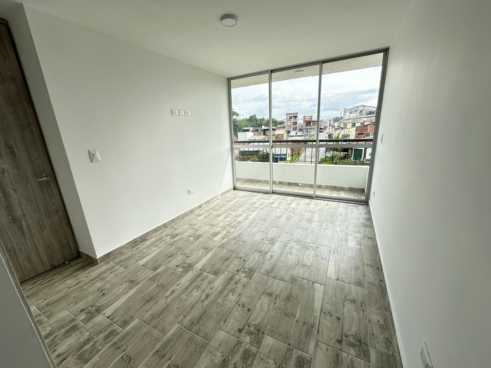 SE VENDE APARTAMENTO EN LA TEBAIDA- QUINDIO (2).jpg