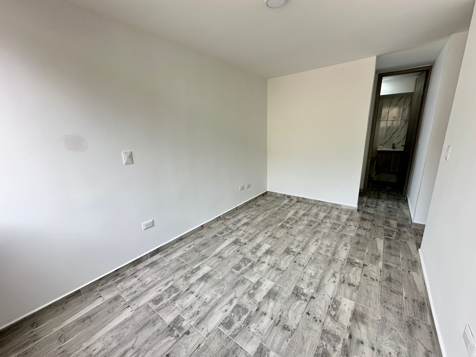 se vende apartamento en el sector de la tebaida-Quidio (12).jpg