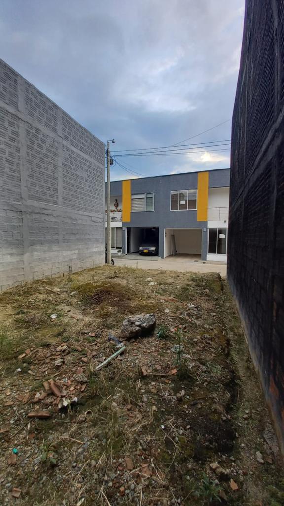 SE VENDE LOTE EN EL SECTOR DE GUADUALES DE LA VILLA - ARMENIA (1).jpg