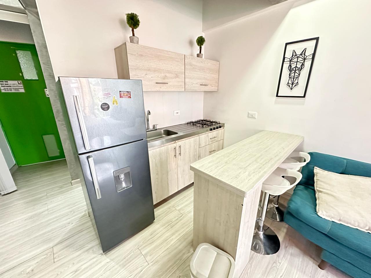 Apartaestudio alquiler por noches barrio la castellana  (18).jpeg