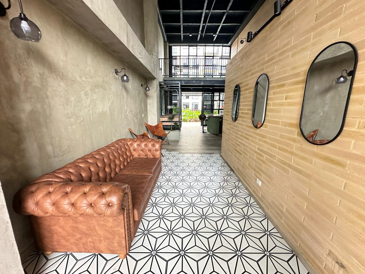 Apartestudio por mensualidad avenida centenario monserrat  (16).jpeg