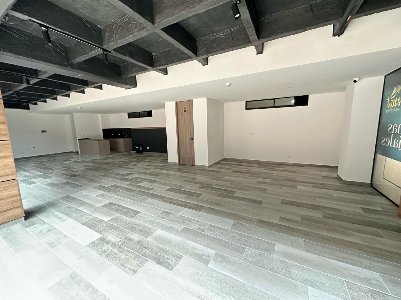 Apartestudio por mensualidad avenida centenario monserrat  (24).jpeg