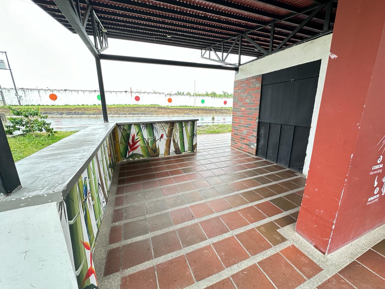 se arrienda local via montenegro sector mercar armenia quindio  (15).jpg