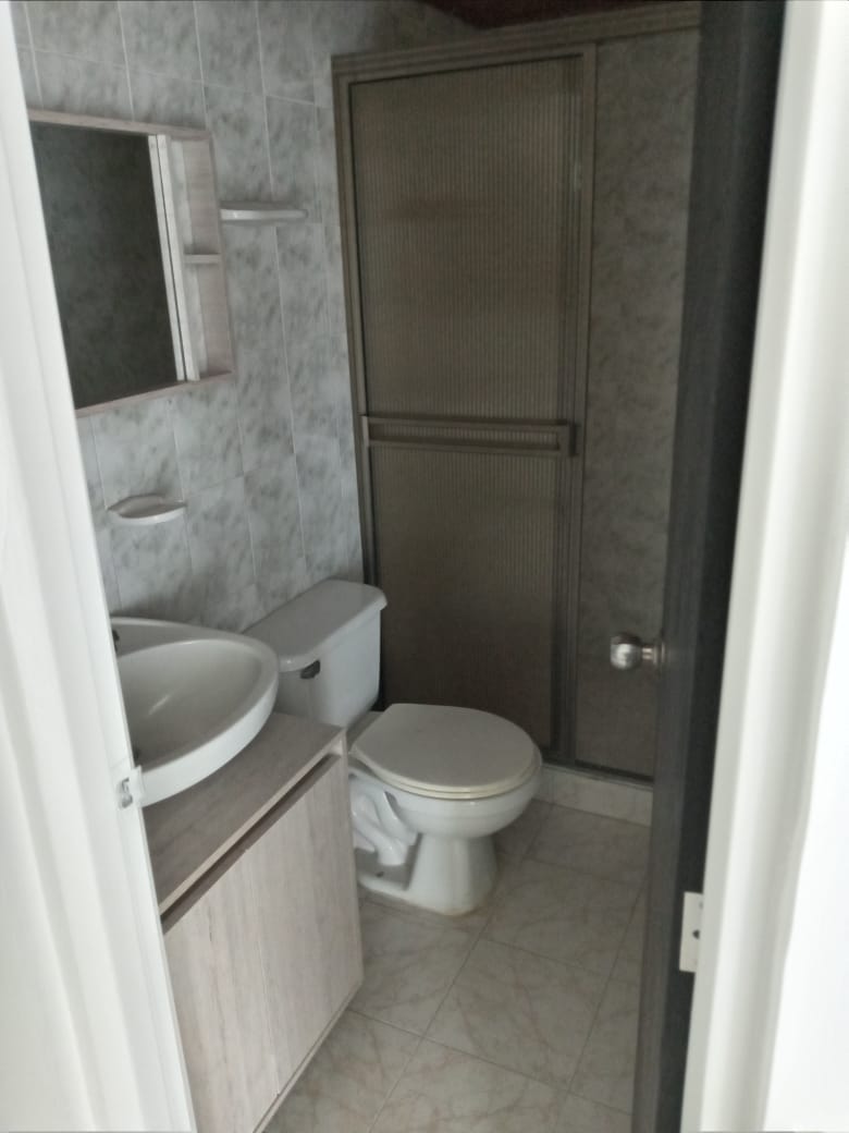 se arrienda partamento nisa bulebar  norte de armenia  (7).jpg