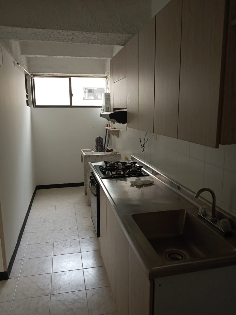 se arrienda partamento nisa bulebar  norte de armenia  (8).jpg