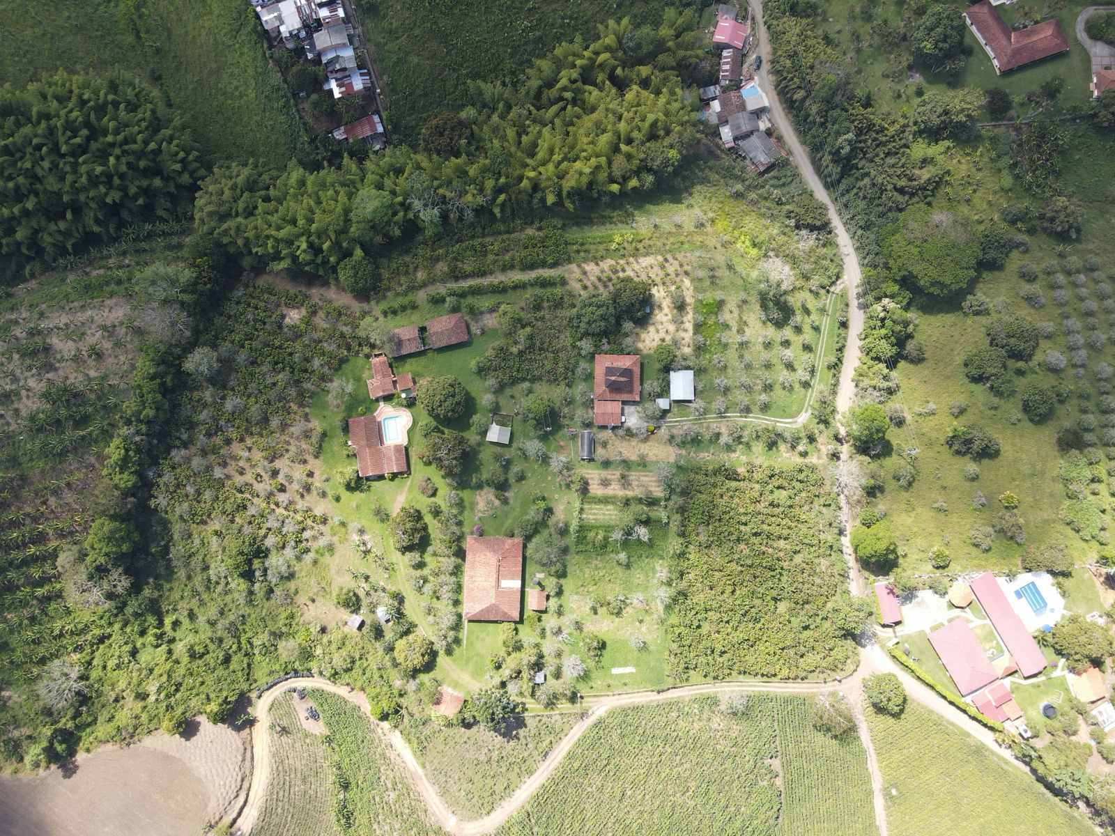 se vende finca en el municipio de quimbaya (1).jpg