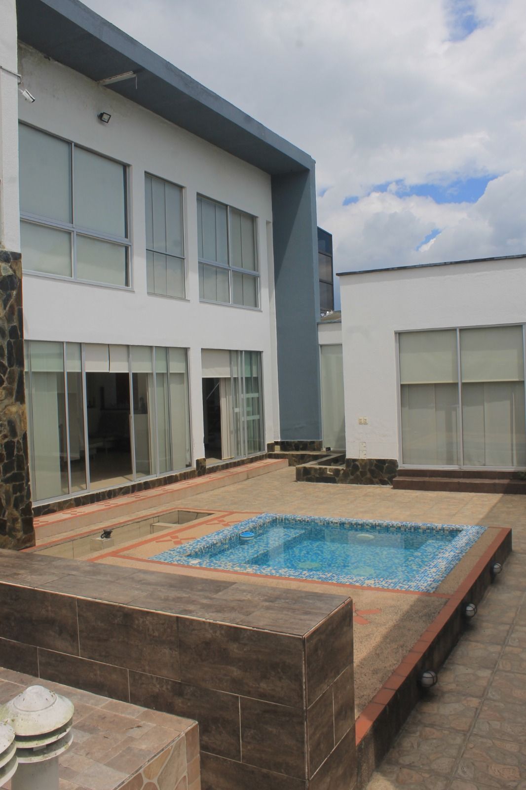 se vende casa campestre en el quindio (8).jpg