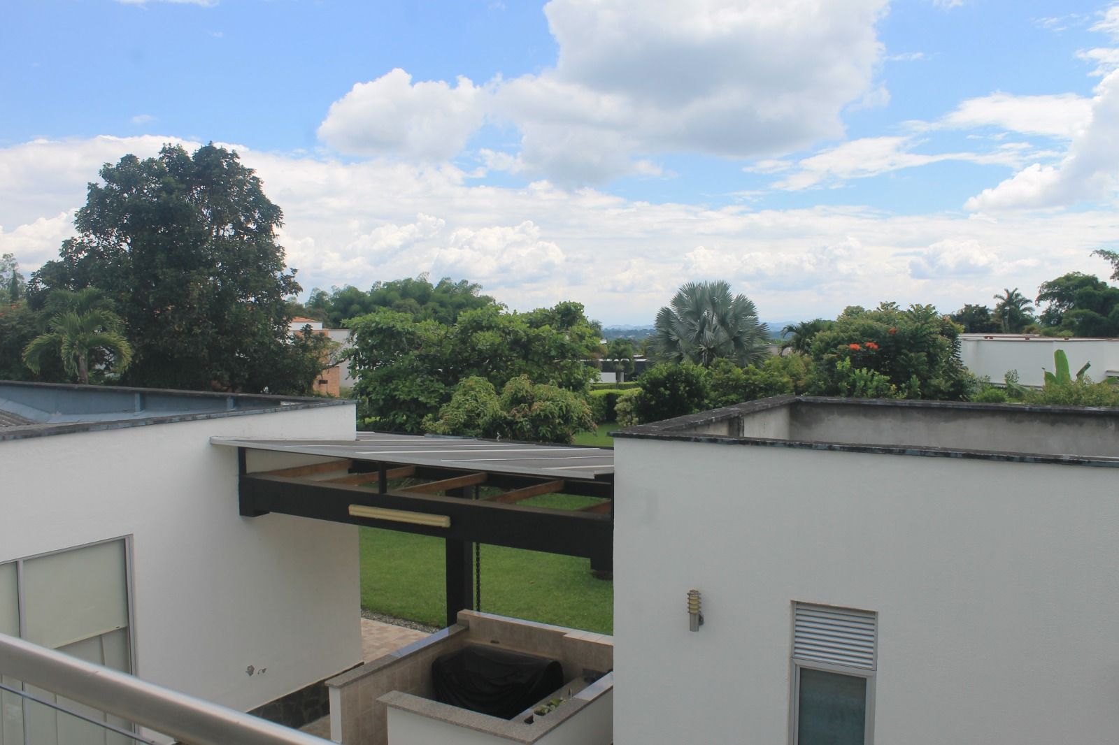 se vende casa campestre en el quindio (11).jpg