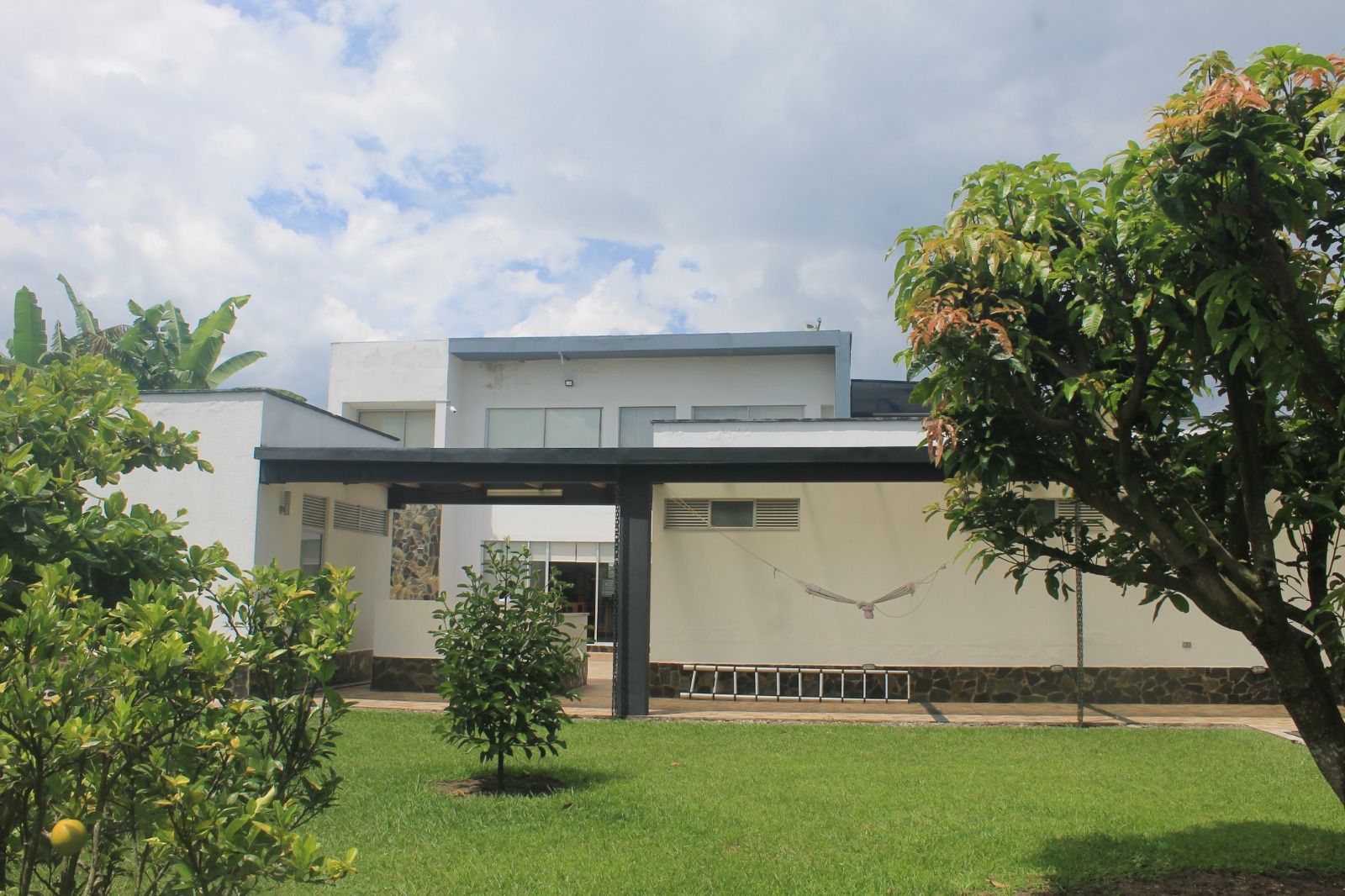 se vende casa campestre en el quindio (19).jpg
