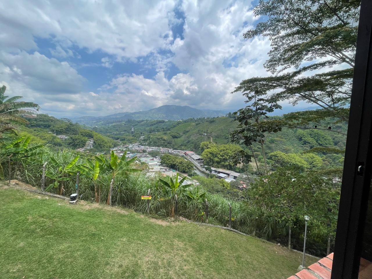 Se vende apartamento en la Av. centenario. Armenia, Quindio (2).jpg