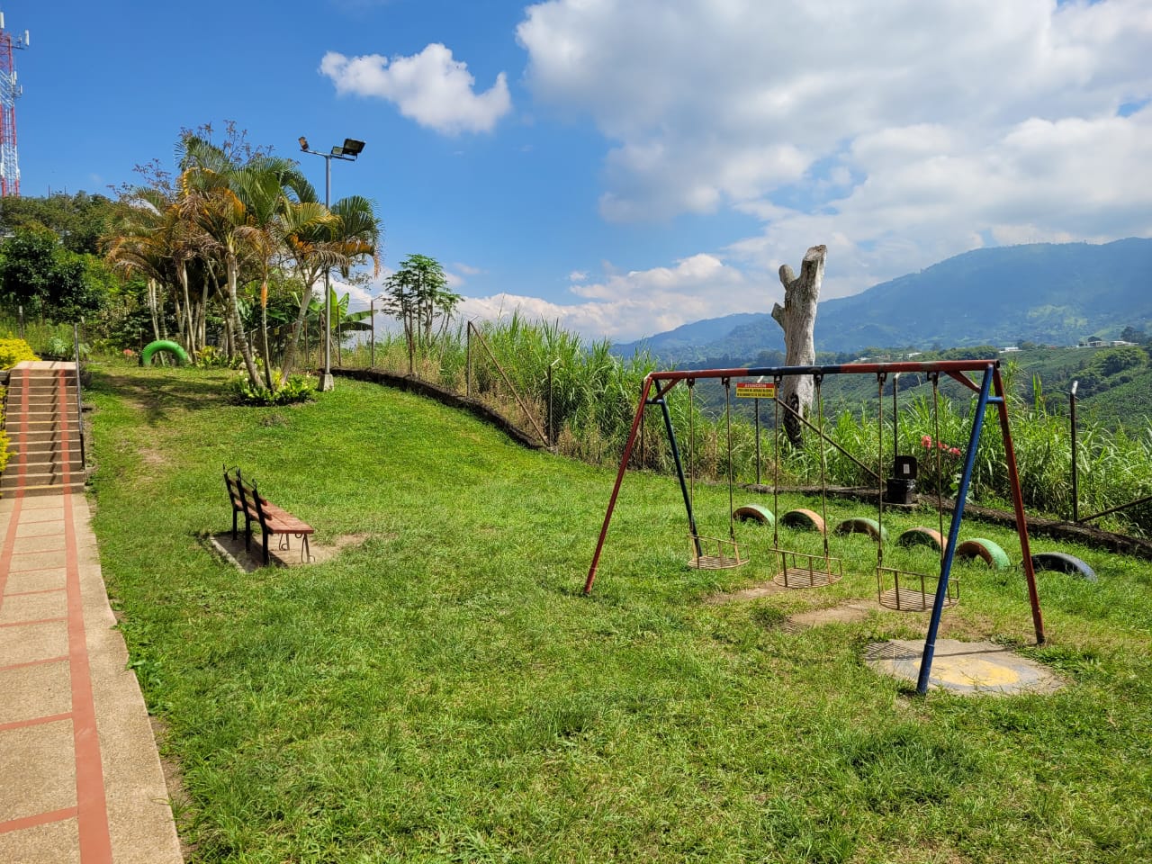 Se vende apartamento en la Av. centenario. Armenia, Quindio (34).jpg