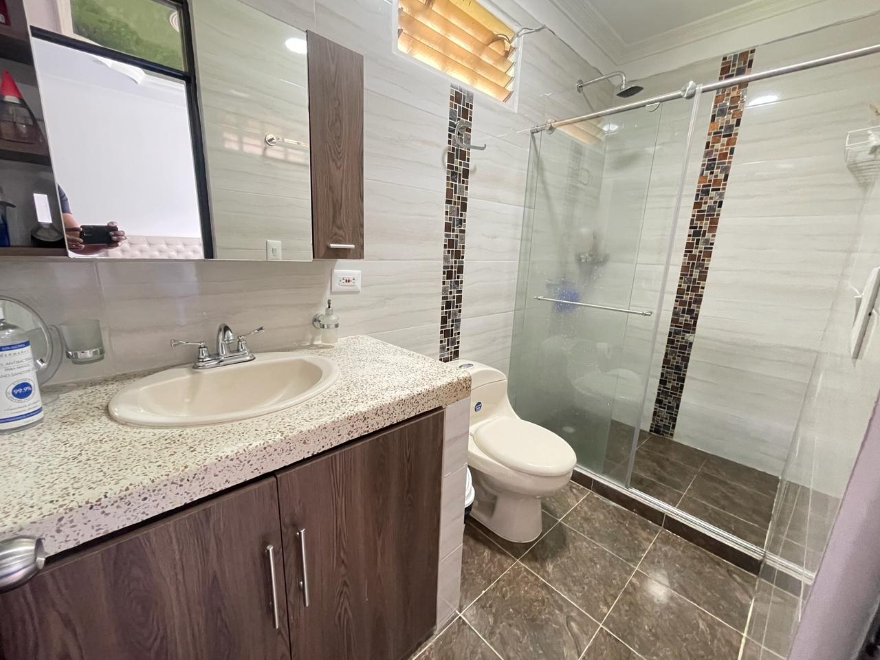 se vende casa campestre Armenia, Quindio (21).jpg