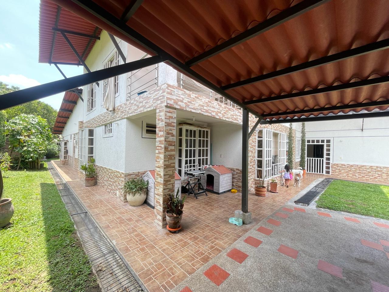 se vende casa campestre Armenia, Quindio (36).jpg