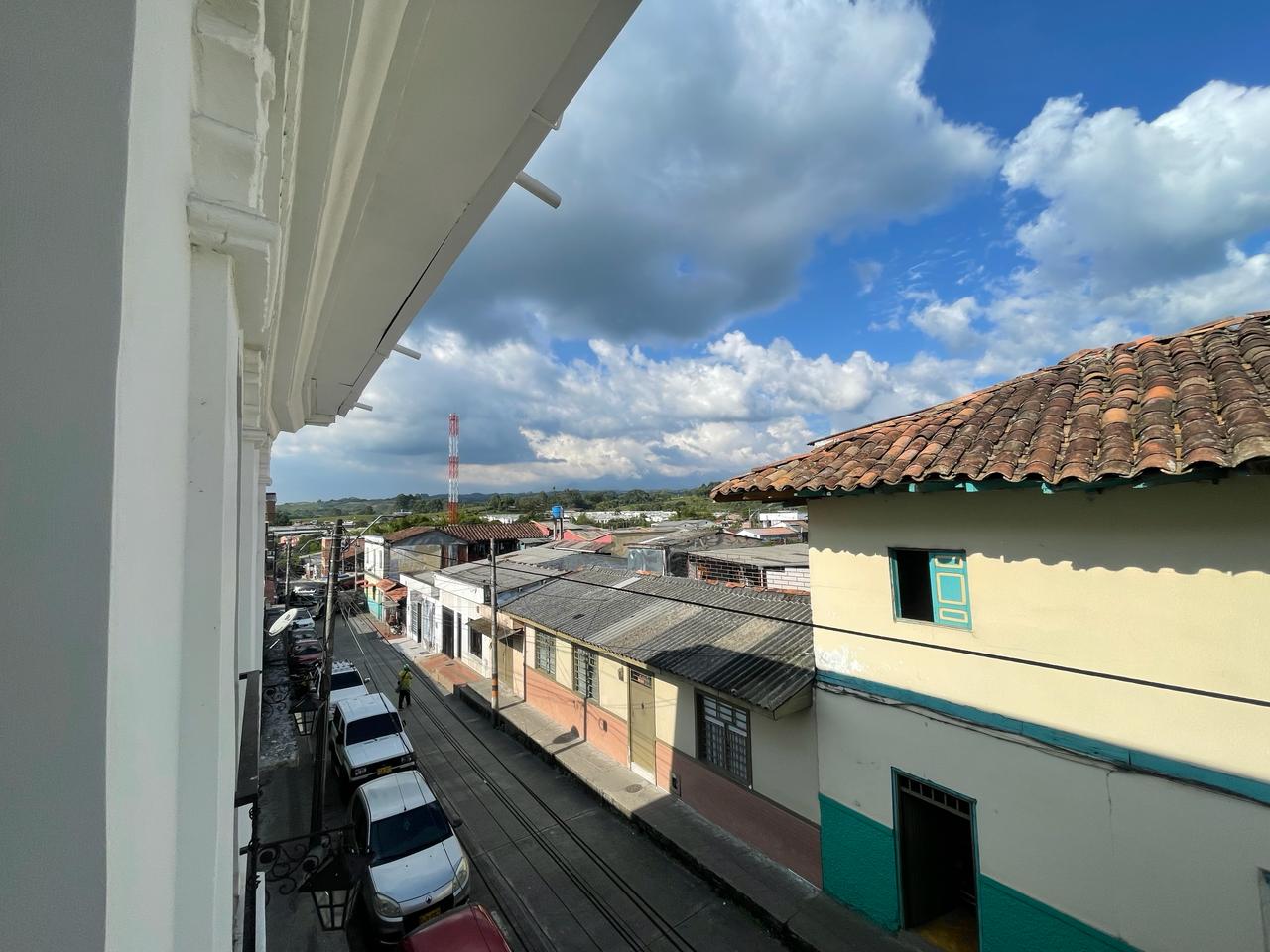 Se vende casa - hotel en circasia quindio (25).jpg