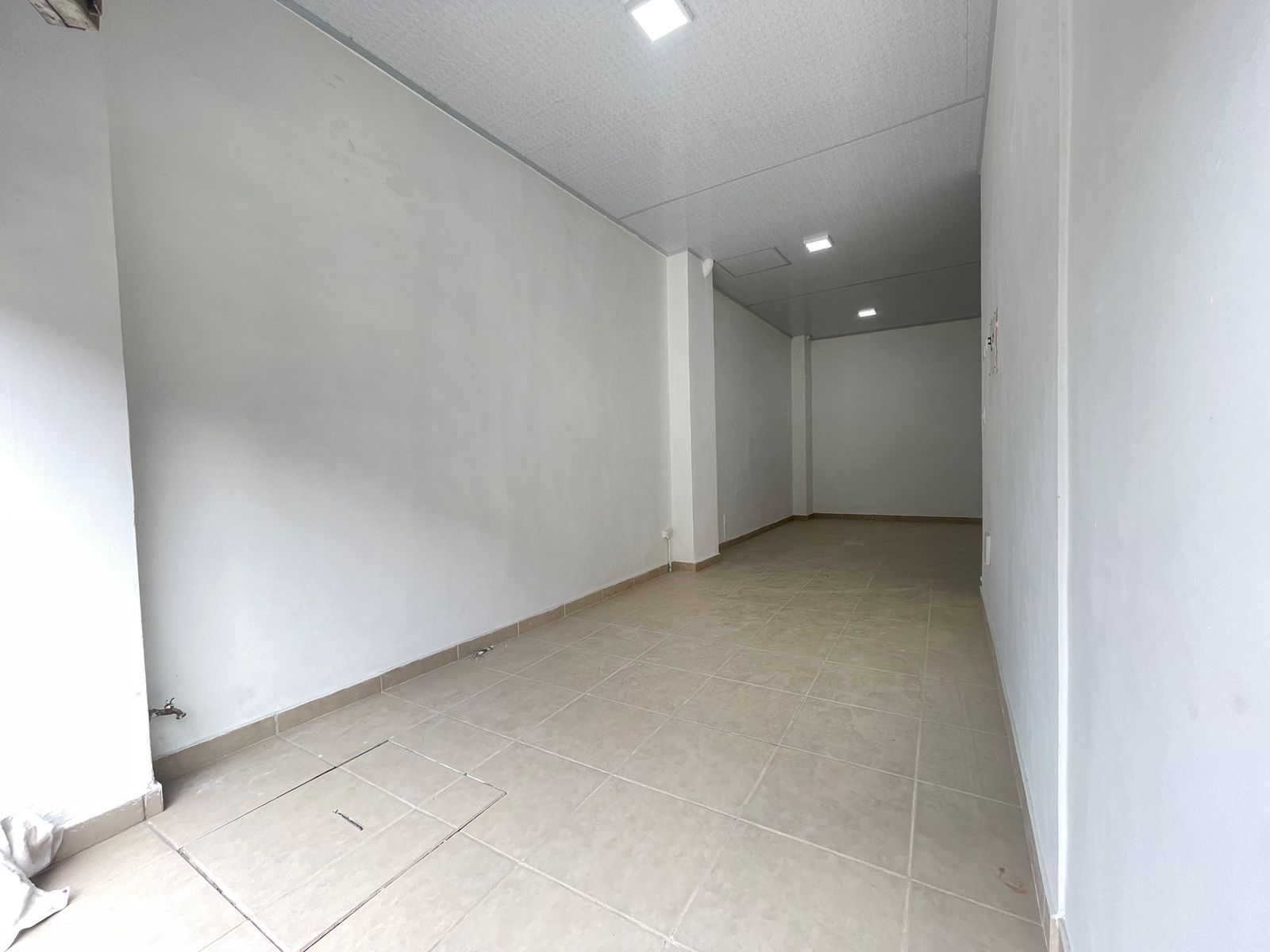 LOCAL COMERCIAL CENTRO  (22).jpg