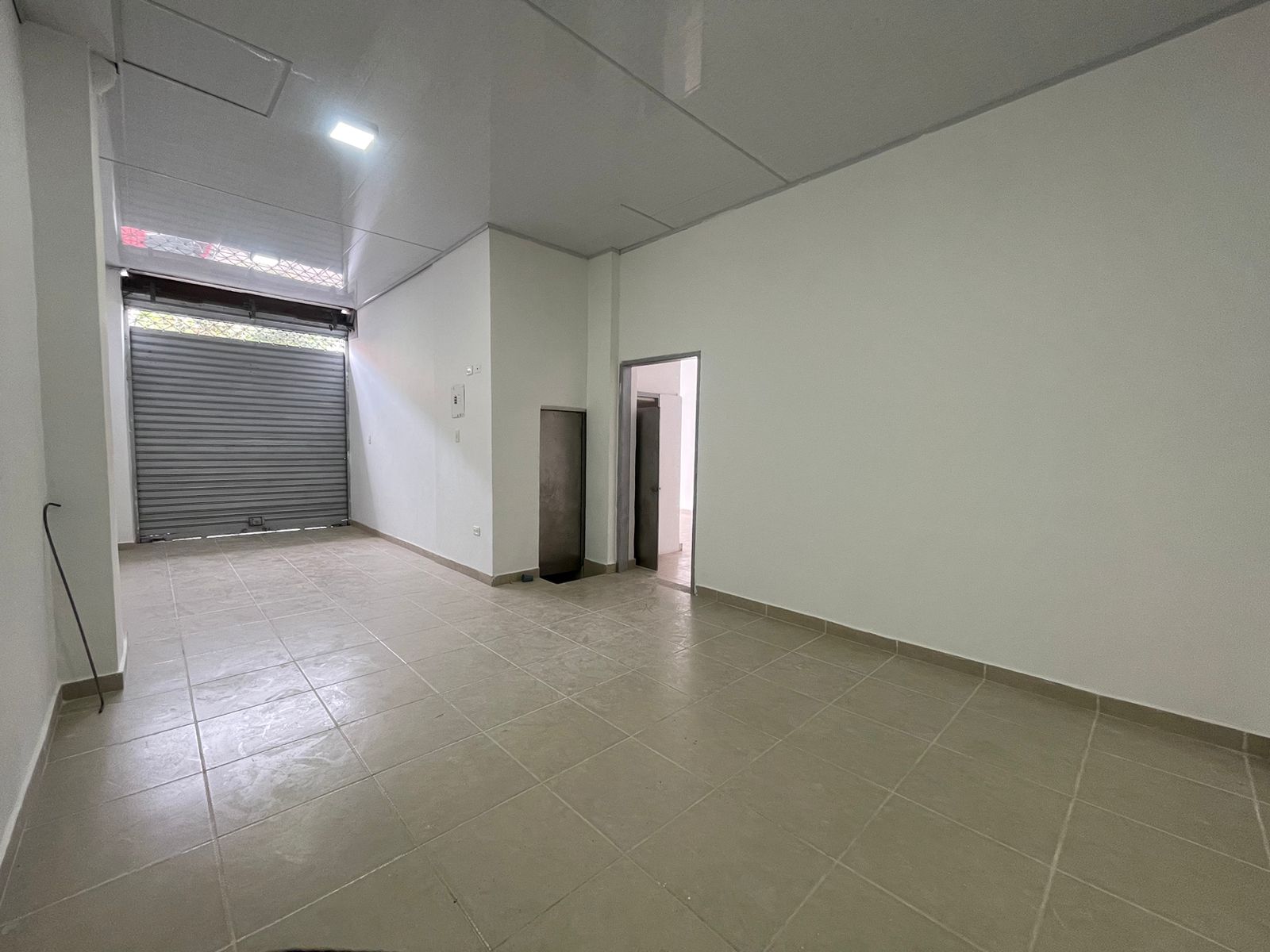 LOCAL COMERCIAL CENTRO  (2).jpg