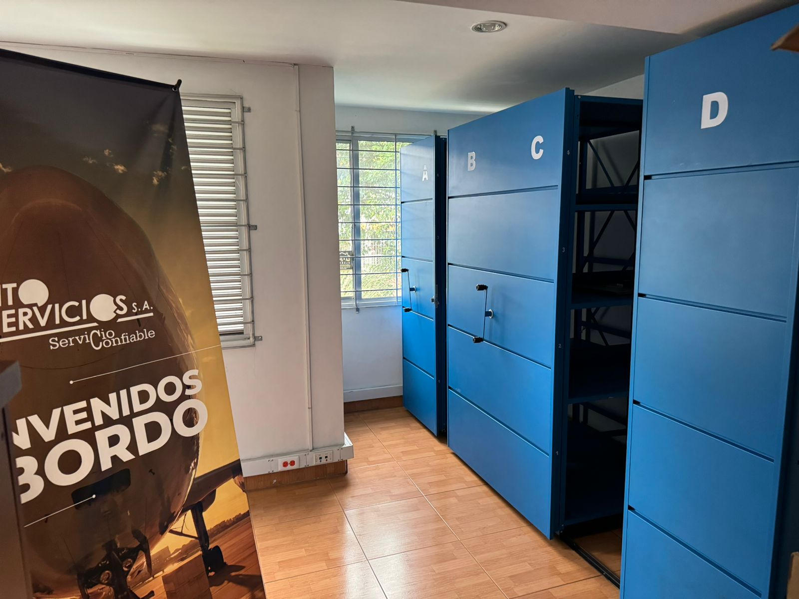 se arrienda casa comercial nueva cecilia (1).jpeg