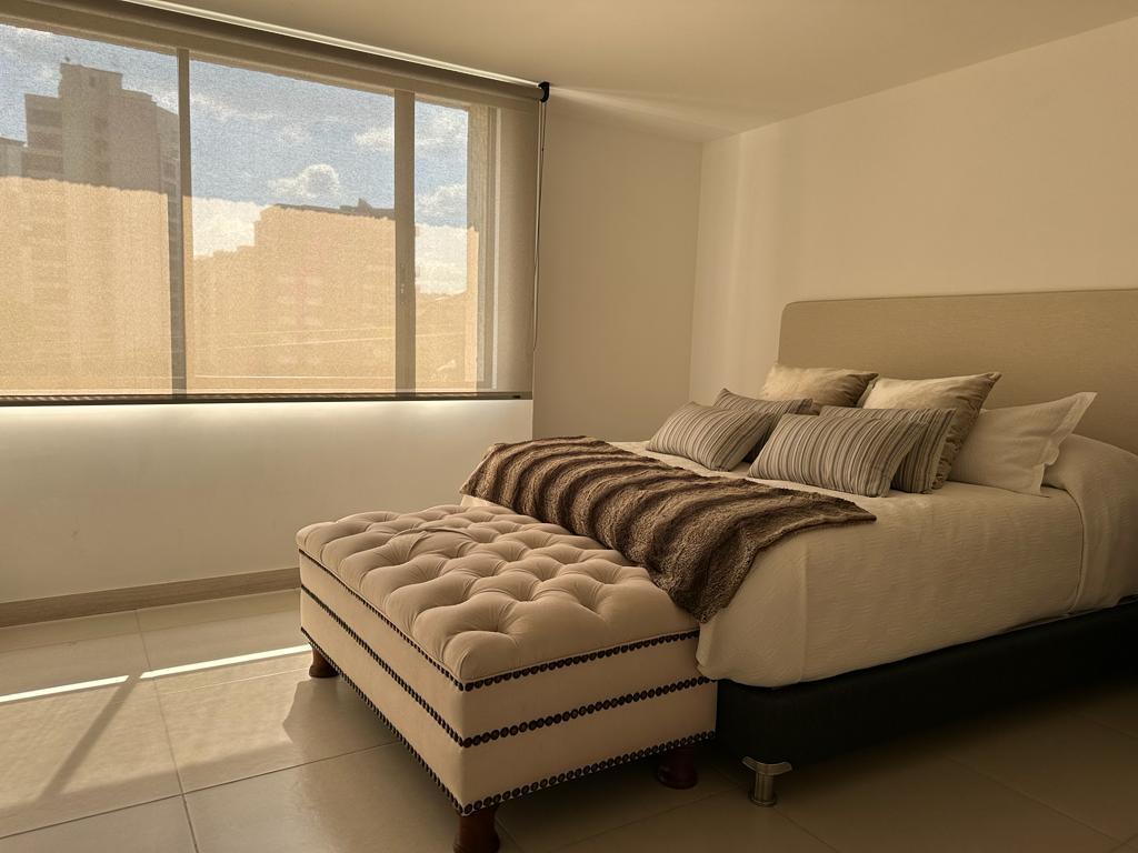 se vente apartamento en la castellana (2).jpg