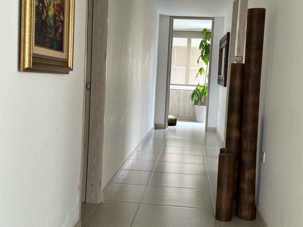 se vente apartamento en la castellana (20).jpg