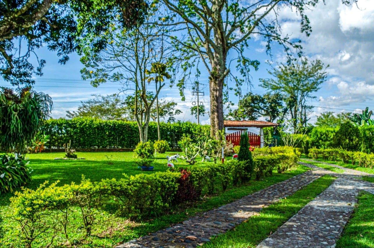 se vende chalet en el jardin del eden  (4).jpg