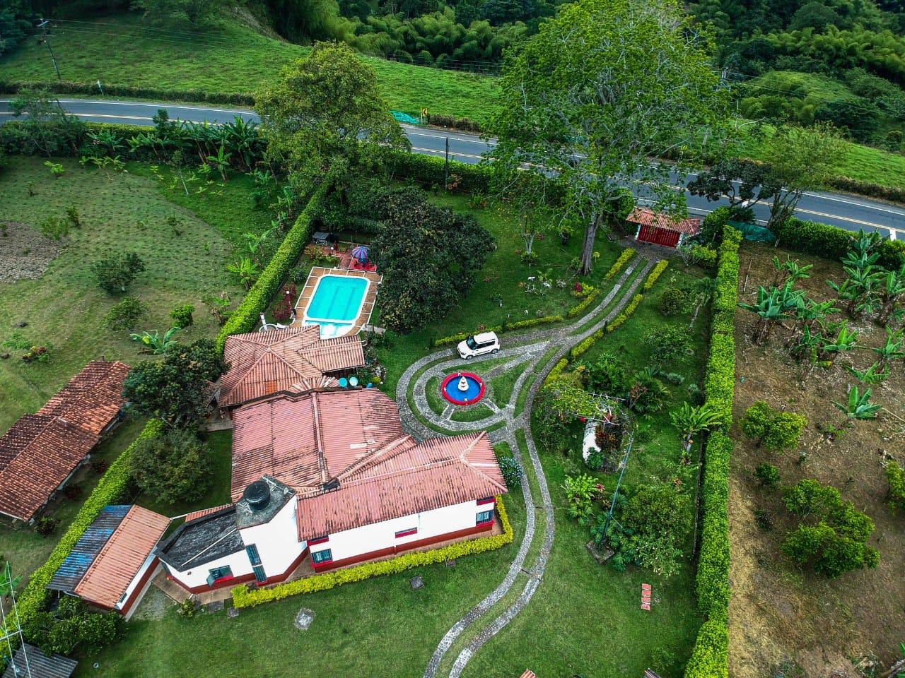se vende chalet en el jardin del eden  (30).jpg