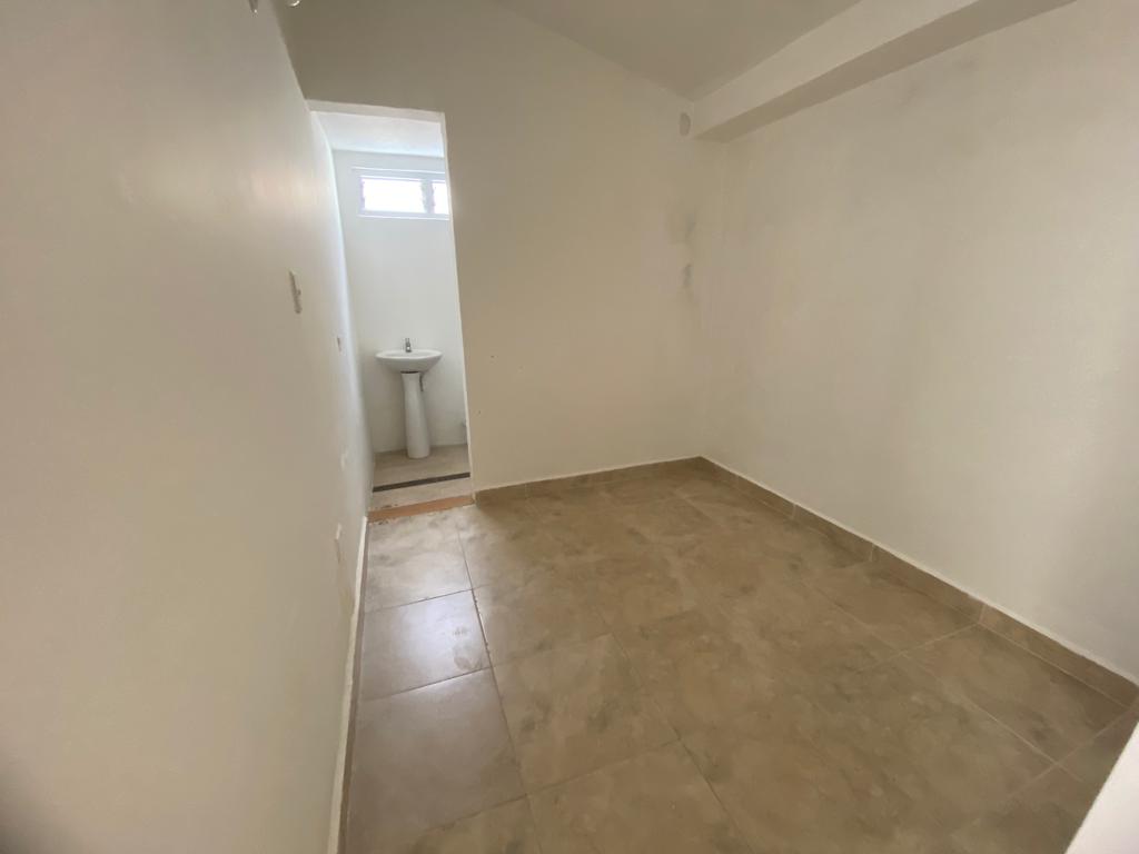 Se vende Casa en laureles (9).jpg