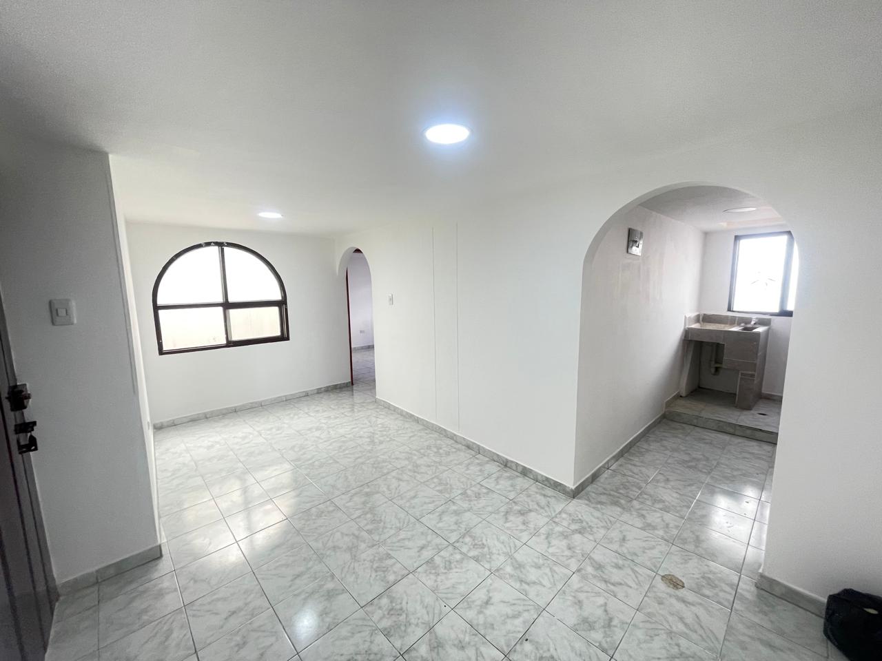 APARTAMENTO 201 PARQUE VALENCIA (3).jpg