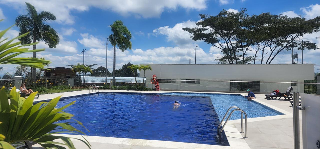 se vende apartamento en hacienda el cortijo (8).jpg