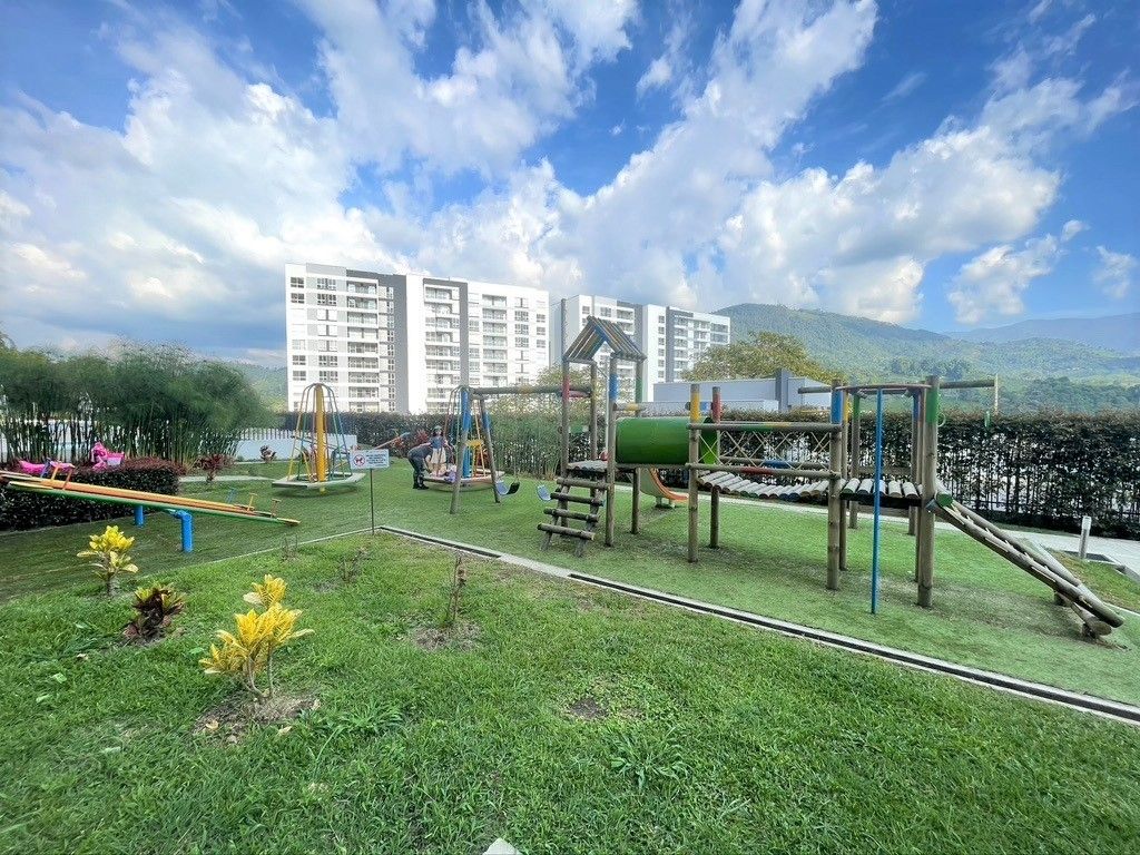 APARTAESTUDIO TIPO LOFT AMOBLADO ARMENIA NORTE AVENIDA CENTENARIO (4).jpeg