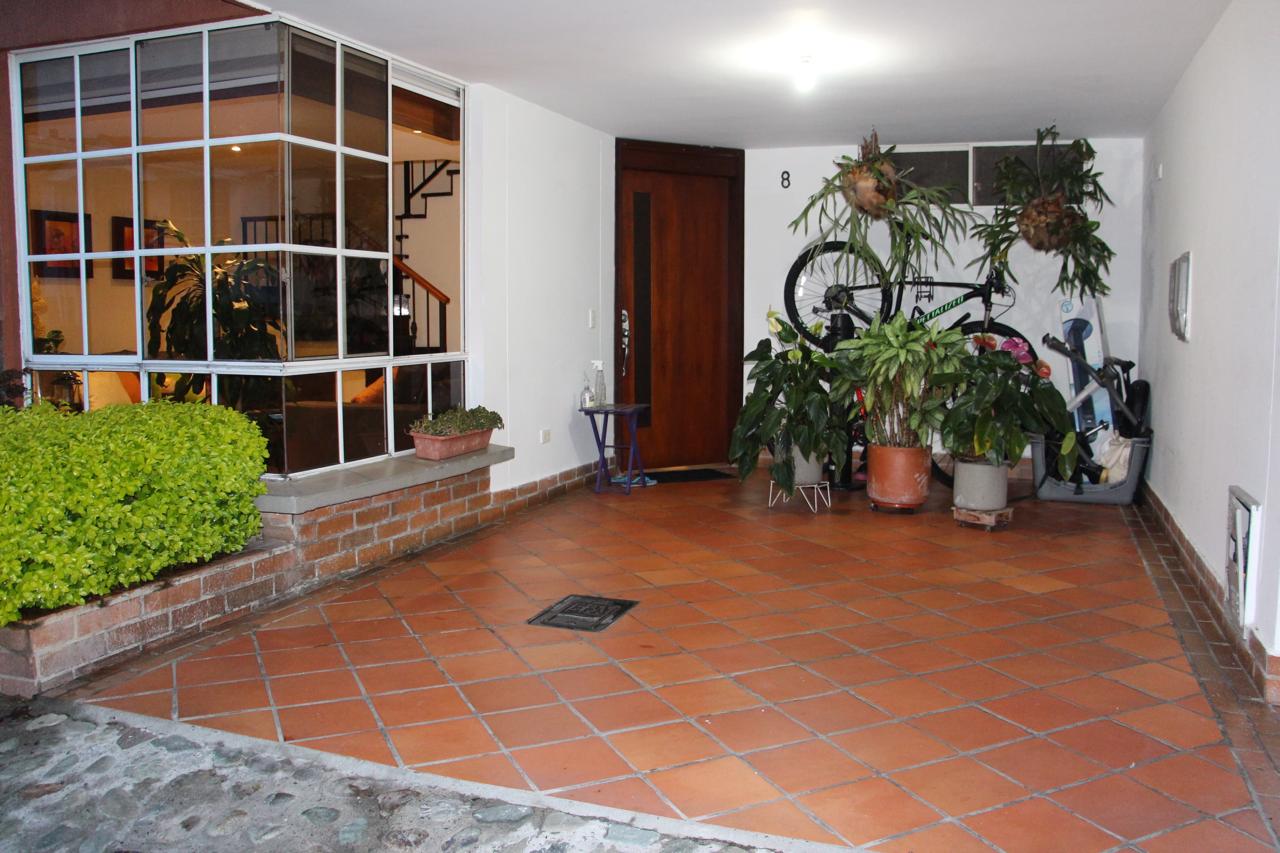 Casa Para La Venta Avenida 19 Armenia Quindio (2).jpeg