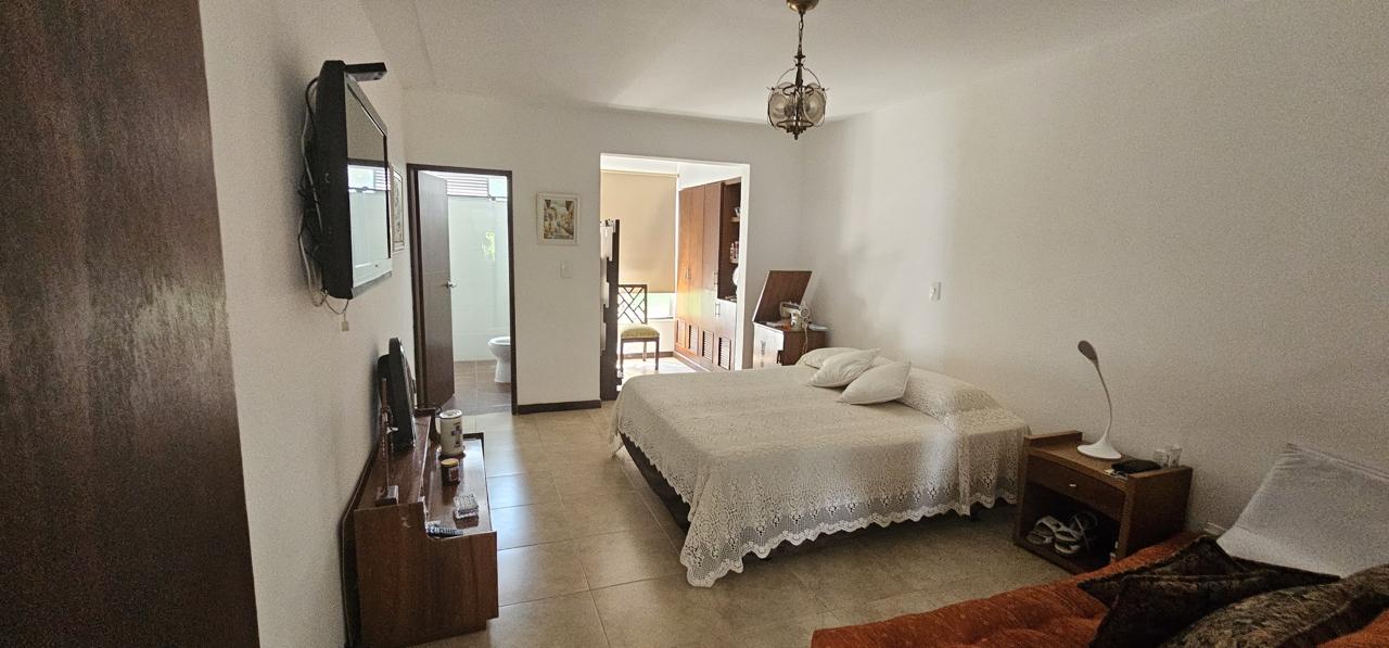 SE VENDE CHALET EN EL CARNERO (8).jpg