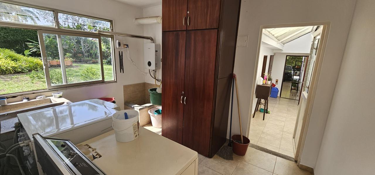 SE VENDE CHALET EN EL CARNERO (15).jpg