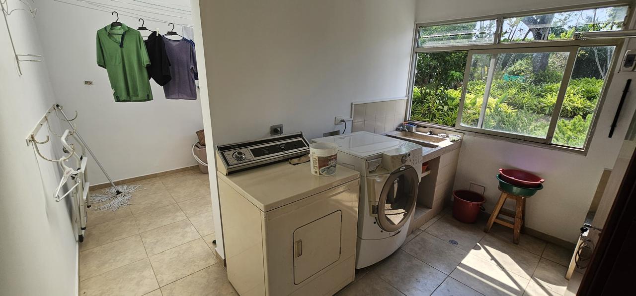 SE VENDE CHALET EN EL CARNERO (16).jpg