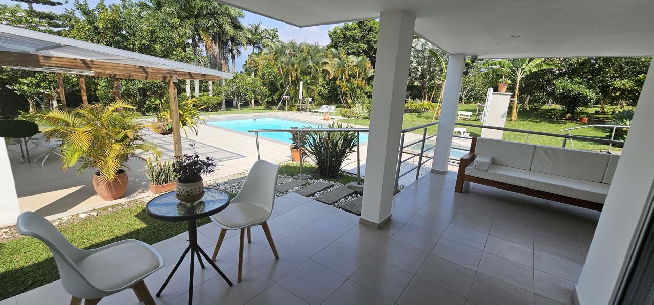 SE VENDE CHALET EN EL CARNERO (12).jpg