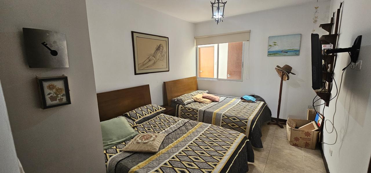 SE VENDE CHALET EN EL CARNERO (24).jpg