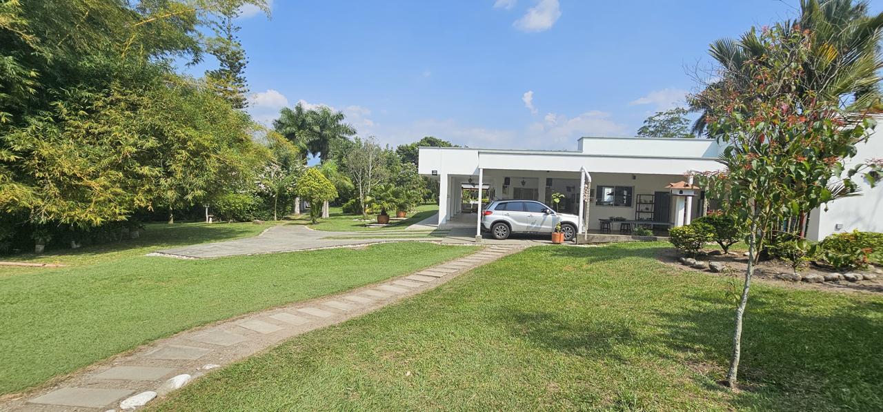 SE VENDE CHALET EN EL CARNERO (25).jpg