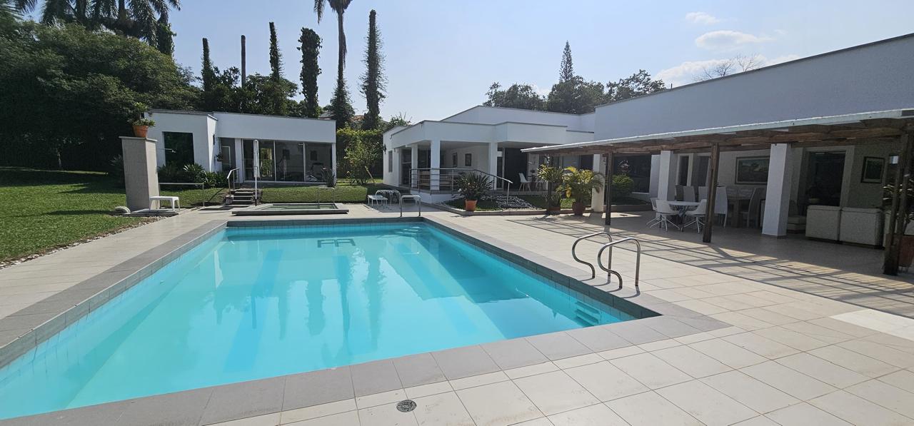 SE VENDE CHALET EN EL CARNERO (27).jpg