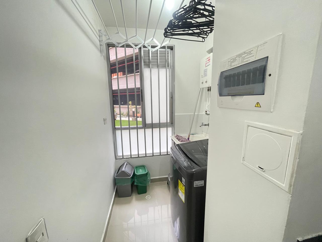 Se vende apartamento en la avenida centenario (16).jpg
