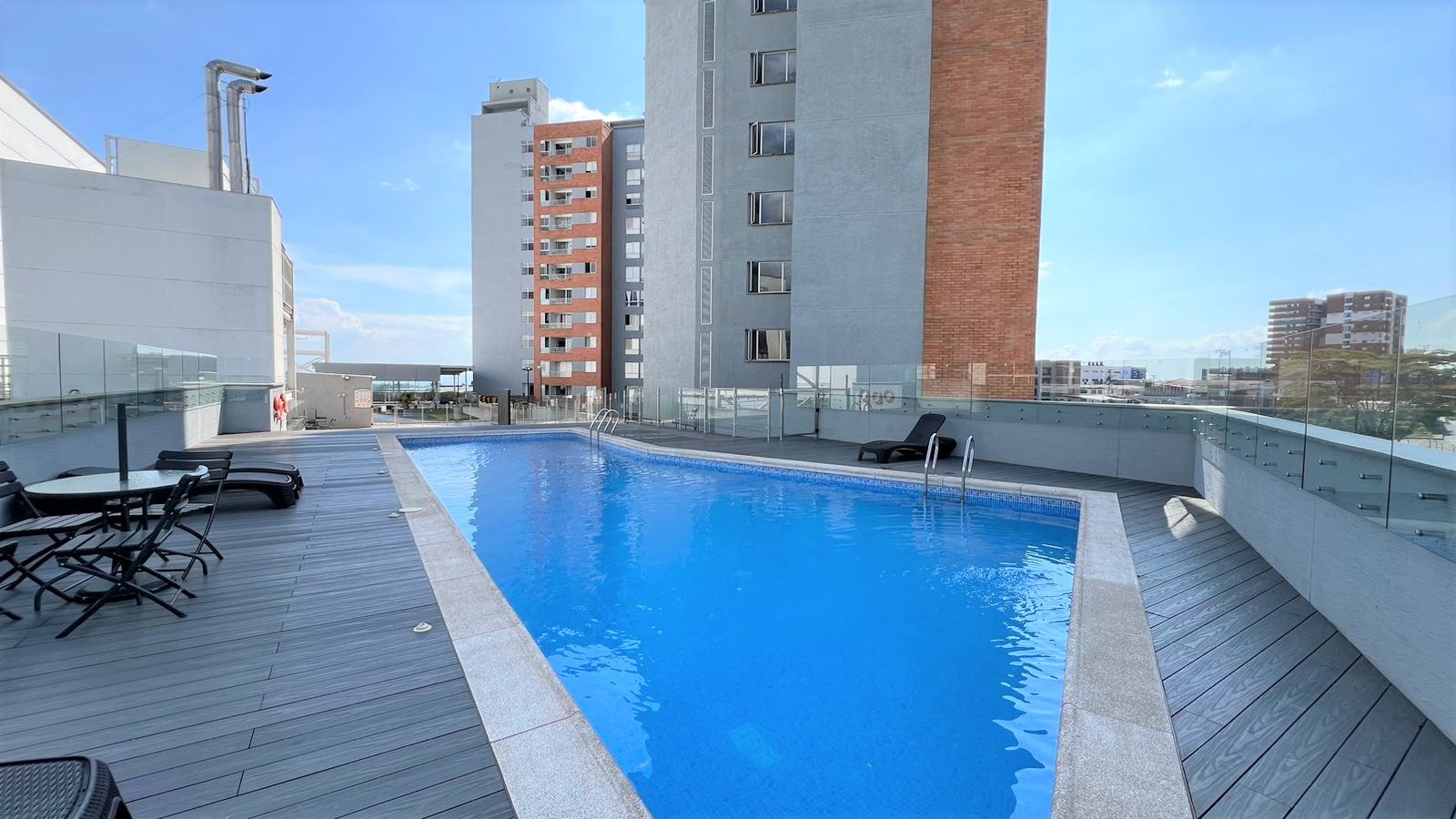 Se vende apartamento en la avenida centenario (21).jpg